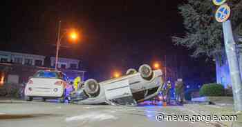 Krefeld: Auto überschlägt sich bei Unfall — Fahrerin vermutlich ... - Rheinische Post