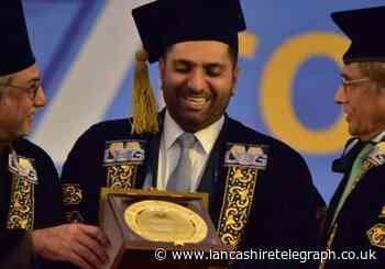 Lord Wajid Khan given honorary doctorate from University of Gujrat