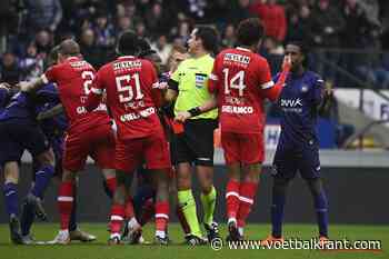 Indicatieve tabel van Pro League duidelijk: Stengs kan heel lang aan de kant zitten