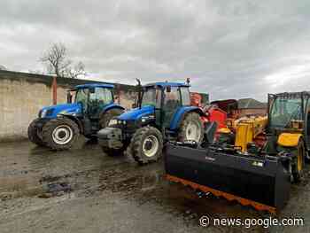 More than 1000 visitors attracted to Welshpool farm machinery auction - Shropshire Star