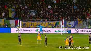 Serie B 22° turno: un rigore di Borrelli abbatte il Benevento e lancia ... - picenotime.it