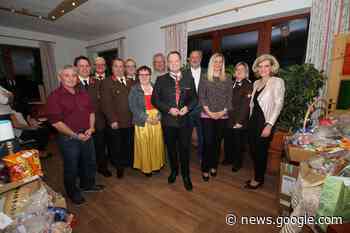 Am Feuerwehr-Ball in Sieding steppte der Bär - meinbezirk.at