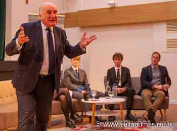 Former Ealing Labour MP shares political thoughts with students