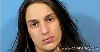 Streamwood man charged with armed robbery in Clarendon Hills