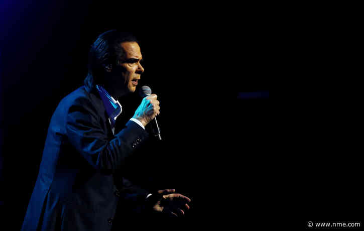 Nick Cave responds to fan who misses his anger: “Things changed after my first son died”