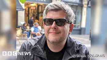 Man takes parcel to US to beat Royal Mail ban