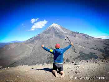 Originario de Tecamachalco escala cumbre descalzo en la Sierra ... - Municipios Puebla