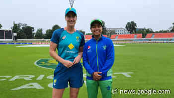 When Fatima Sana met her hero Ellyse Perry - cricket.com.au
