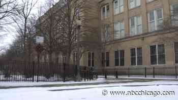 Hundreds of Migrants Soon Expected to Move Into Former Wadsworth School in Chicago