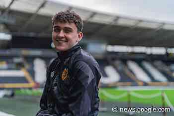 Callum Jones pens new contract - News - Hull City