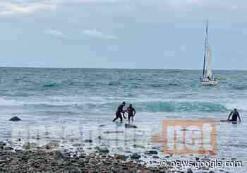 Rescataron a tres navegantes a la deriva frente a Rosarito - Ensenada.net