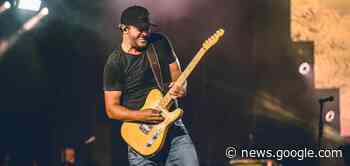 Luke Bryan is going on tour & he's coming to Toronto - Curiocity