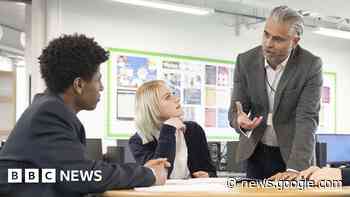 NEU teacher strikes to go ahead after last-ditch talks fail - BBC