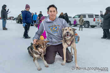 Raymond Alexie wins the 2023 Akiak Dash Sled Dog Race - The Delta Discovery
