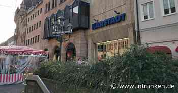 Galeria Karstadt Kaufhof: Fränkische Beschäftigte bangen um Jobs - sie verzichten freiwillig auf Tarifzahlung