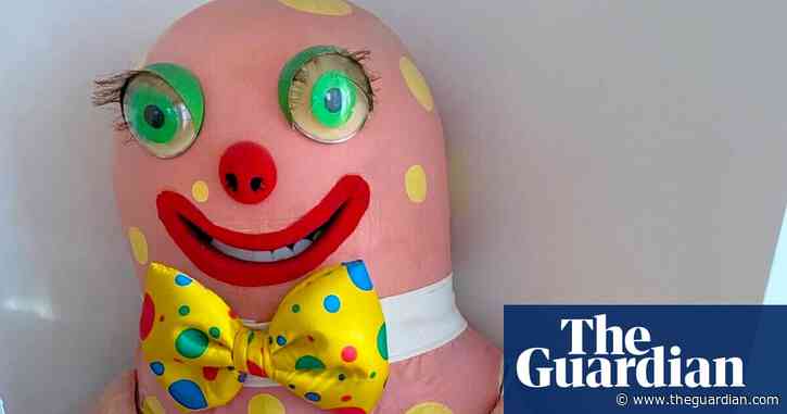 Winner of Mr Blobby eBay auction backs out of £62,000 bid