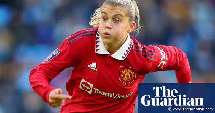 Arsenal make world-record offer for Manchester United’s Alessia Russo