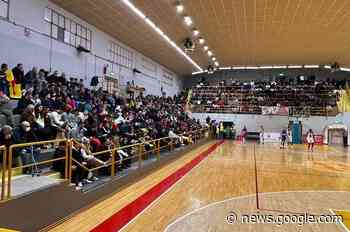Un PalaBellini gremito spinge la Robur al successo sull'Attila Porto ... - Basket World Life