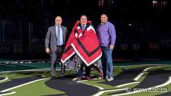 Saskatchewan Rush opening home games this season by gifting Indigenous star blankets