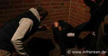 Coburg: Raubüberfall am Coburger Hofgarten - Junger Mann wird geschlagen, getreten und ausgeraubt