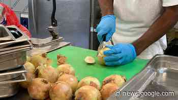 Inmates in West Kimberley Regional Prison work to provide food ... - ABC News