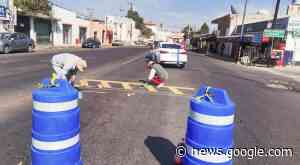 Realiza ayuntamiento de Apetatitlán balizamiento en calle Abasolo - Gentetlx