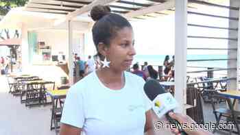 Empresária leva consciência ambiental aos banhistas que ... - TV Guarapari