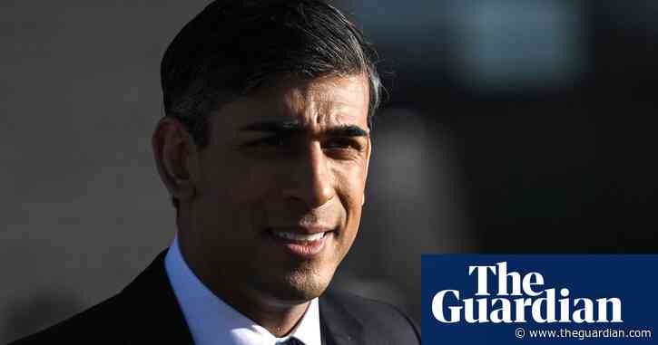 Sunak tries to remain above fray as public sector strikes continue