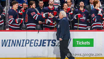 'Pioneer' Bobby Hull played critical role in growth of NHL: Jets ... - TSN