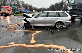 FW-EN: Verkehrsunfall auf der B326