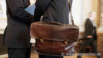 Korruption in der Politik: Wo Lobbyisten Lücken finden