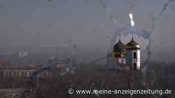 Russische Armee greift Wohngebiet in Bachmut an – Panzerzug „bis an die Zähne bewaffnet“