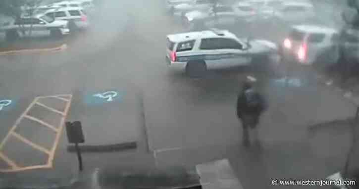 Camera Catches Cop Rushing to Car as Tornado Bears Down on Texas Town, Moments Later It Records Powerful Act of Loyalty