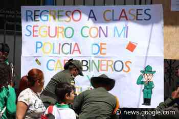 Policía de Carabineros acompaña el retorno a clases en Marinilla ... - Orientese.co