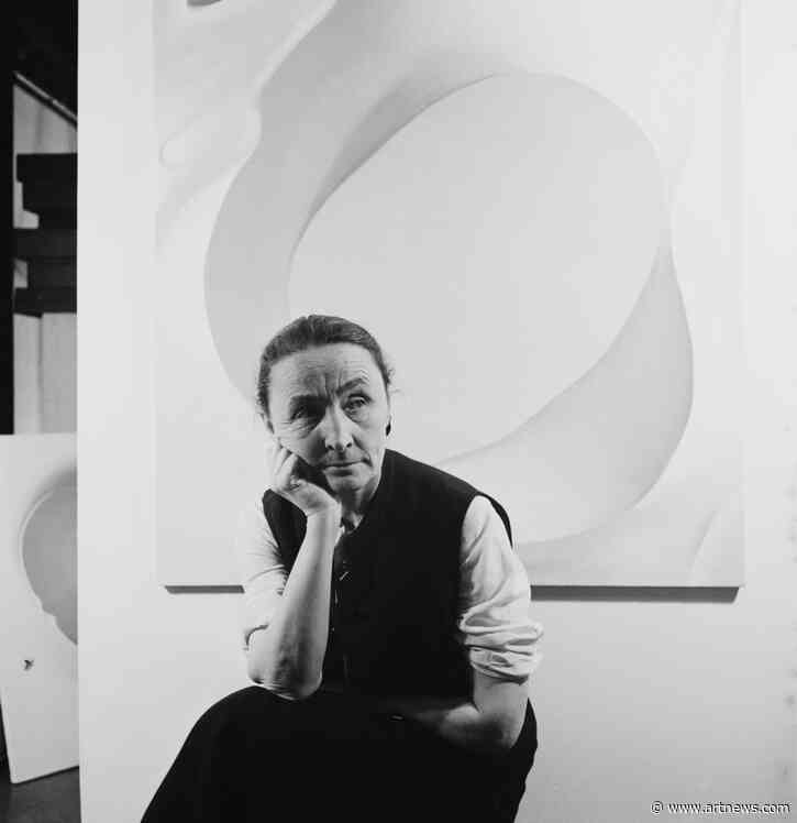 The History of Misspelling Georgia O’Keeffe’s Name Continues With New Tribute in Manhattan’s Grand Central Terminal