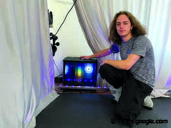 Seventeen-year-old builds community with new virtual reality arcade ... - Northern Nevada Business Weekly