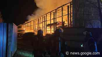 Großeinsatz in Blomberg (NRW): Tischlerei in Vollbrand | Regional - BILD