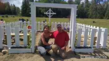 Ojibway family seeks apology from northwestern Ontario municipality after loved one's memorial torn down