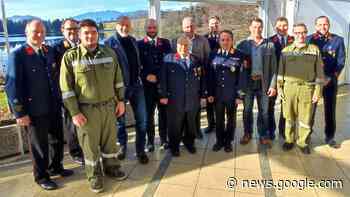 Kameraden im Einsatz: Die Kameraden der FF St. Martin zogen ... - meinbezirk.at