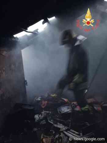 Incendio di una canna fumaria a Girifalco, danni ingenti - Soverato Web