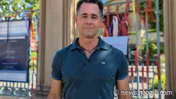 Ribbons for sex abuse survivors make statement at Perth church ahead of Cardinal Pell funeral - ABC News