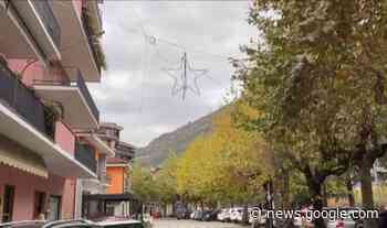 A Omegna sono iniziate in questi giorni le operazioni di montaggio ... - Azzurra TV