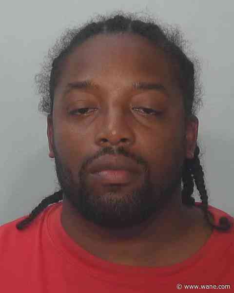 Courts: FBI informant says he watched accused shoot victim from his rear view window