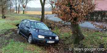 Rätselhafter Unfall in Dorsten: Auto im Graben, Fahrer weg - Dorstener Zeitung