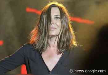 Zazie : pour la chanteuse, la famille est un « non-sens », elle revient ... - Version Femina