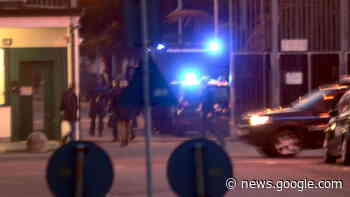 L'arrivo di Alfredo Cospito al carcere milanese di Opera - TGCOM