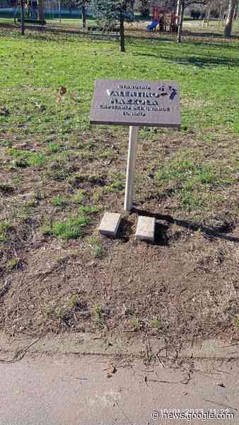 NICHELINO - Rubati i fiori dalla targa in memoria di Valentino Mazzola - TorinoSud