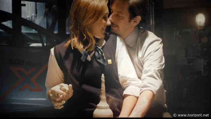 Szenen aus "Titanic" , "Ghost" & "Tatsächlich Liebe": In dieser Werbe-Schnulze von Jung von Matt werden die BVG und Sixt zum Liebespaar