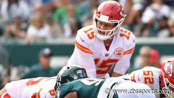 Eagles vs. Chiefs player props, odds, bets, 2023 Super Bowl picks: Patrick Mahomes sails over 1.5 touchdowns