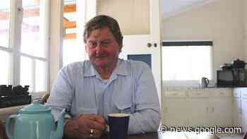 Former veteran Queensland MP Vaughan Johnson OAM dies aged 75 - ABC News